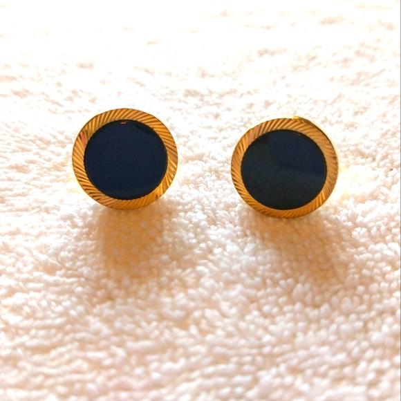 Geoffrey Beene Gold and Onyx Cuff links - Picture 1 of 2
